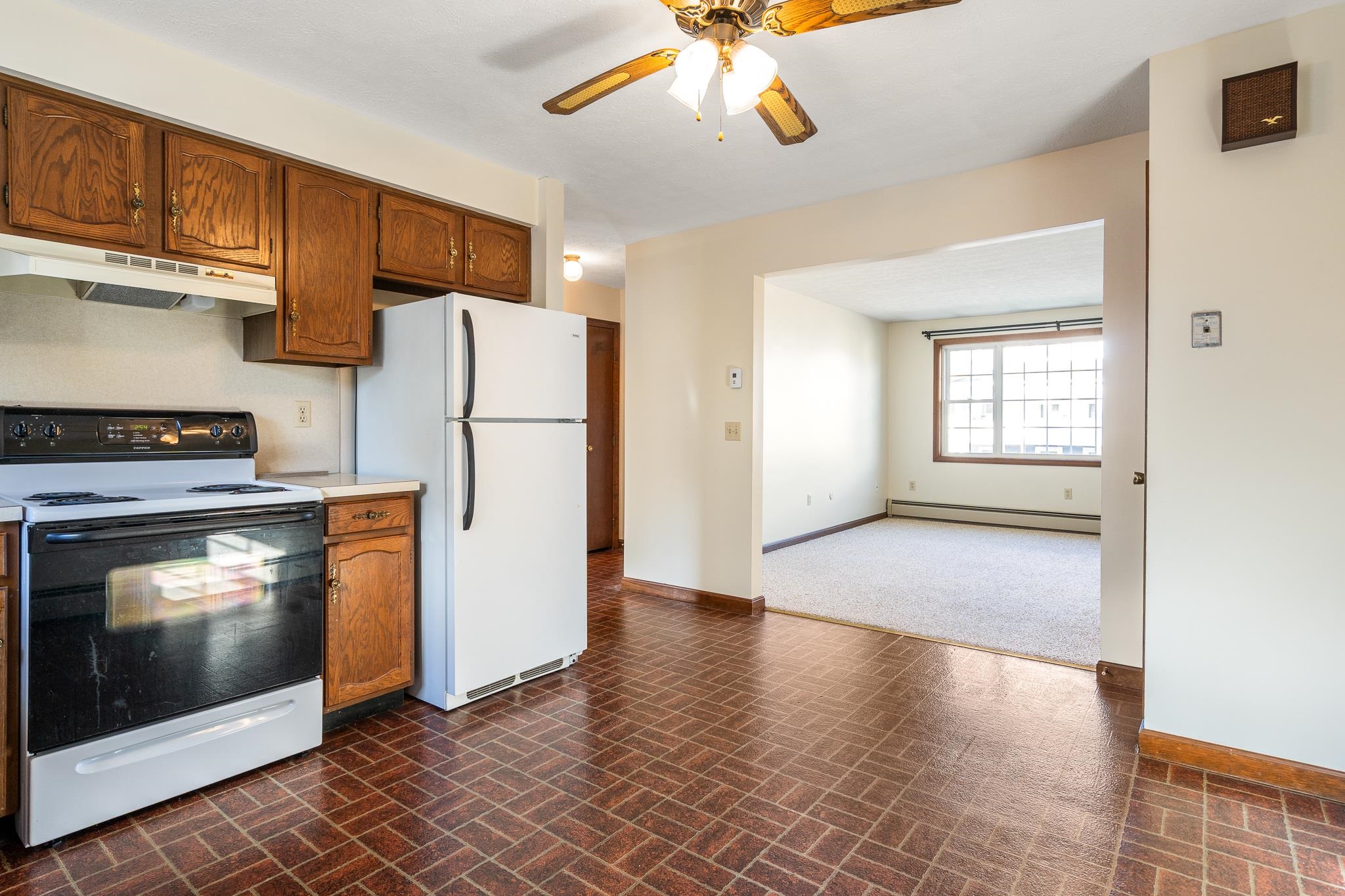 1145 Hayward Street Manchester, NH 03103 - Photo 4 of 24