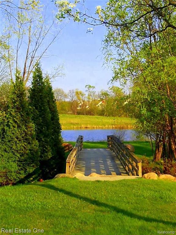 3395 Tremonte Circle, Unit 203 Rochester, MI 48306 - Photo 23 of 25