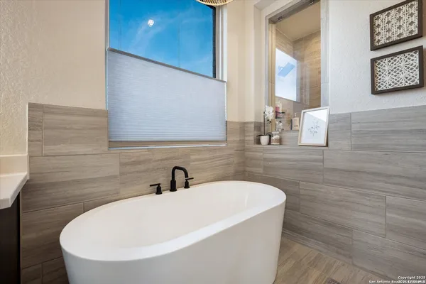 $1,100,000 | 2119 Kerrisdale Drive, San Antonio, TX 78260