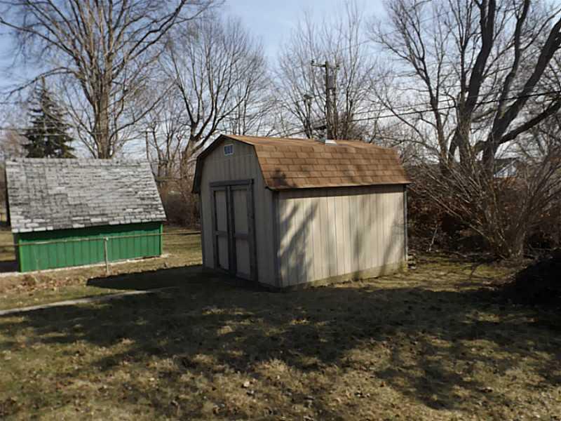 8215 Rumford Road Indianapolis, IN 46219 - Photo 14 of 22 Gallery Image 14