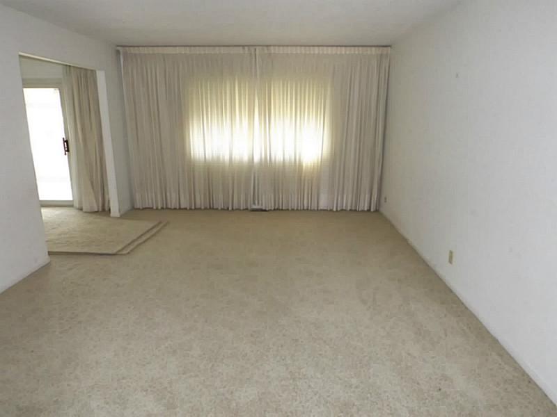 8215 Rumford Road Indianapolis, IN 46219 - Photo 10 of 22 Gallery Image 10