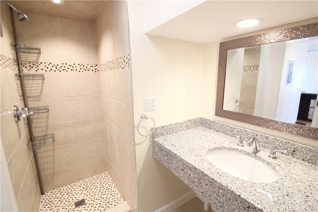 3 Spring Street, Unit 2 Newport, RI 02840 - Photo 9 of 16