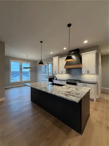 $940,740 | 9027 Freedom Street, Lenexa, KS 66227