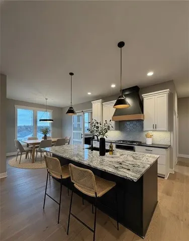 $940,740 | 9027 Freedom Street, Lenexa, KS 66227