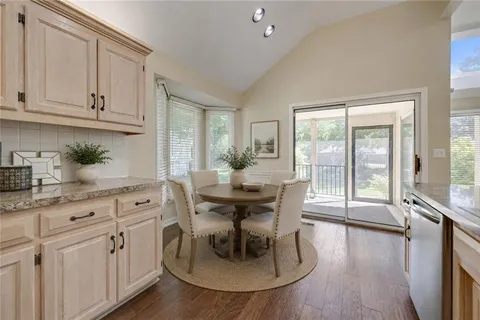 $540,000 | 5232 West 121st Street, Overland Park, KS 66209