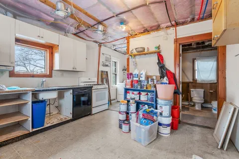 $999,000 | 28 Port Norfolk Street, Boston, MA 02122