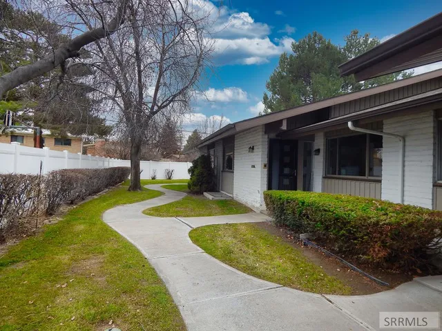 $376,000 | 1429 Three Fountains Drive, Idaho Falls, ID 83404