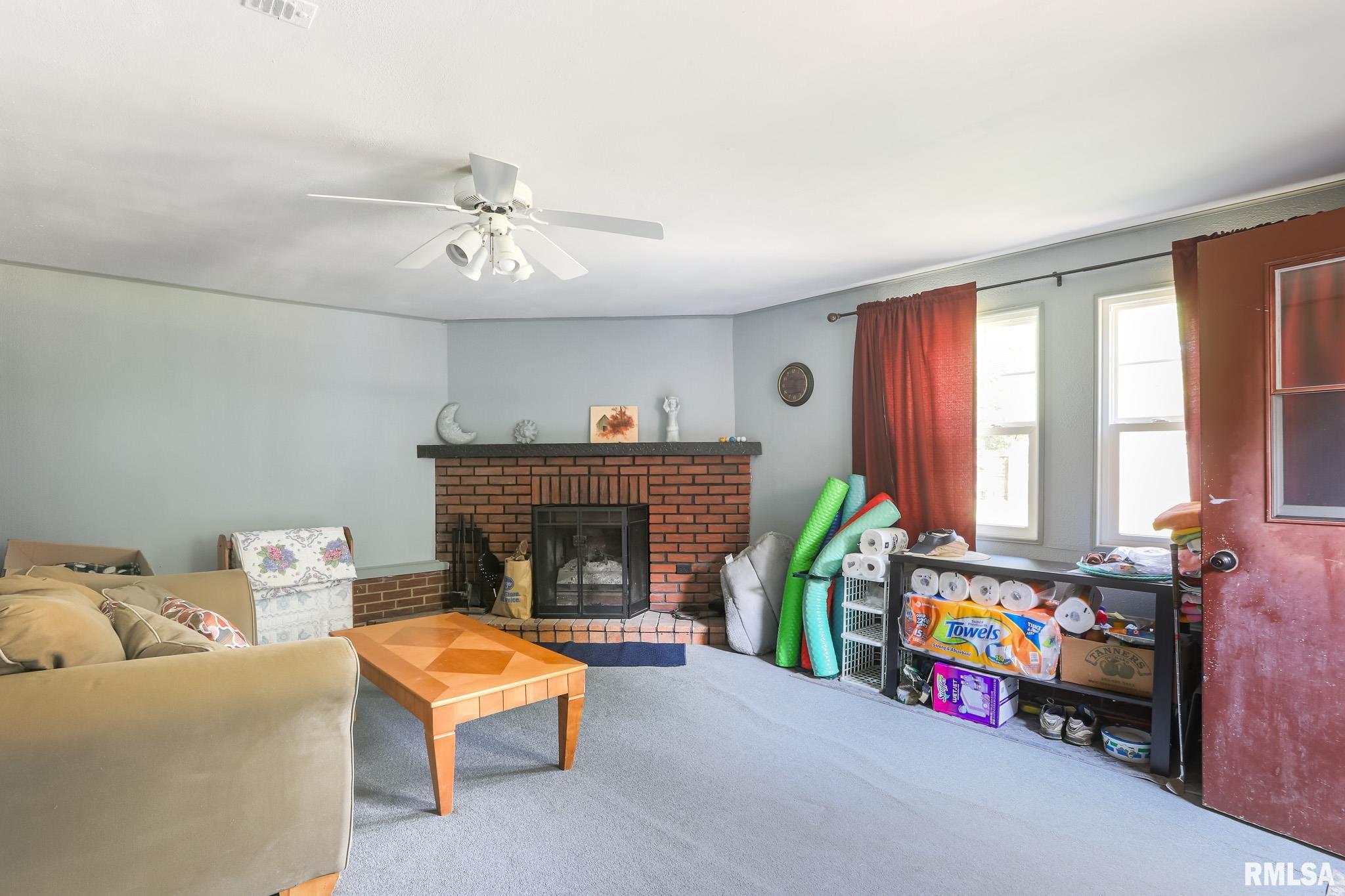 1907 Sheridan Road Pekin, IL 61554 - Photo 17 of 31 Gallery Image 17