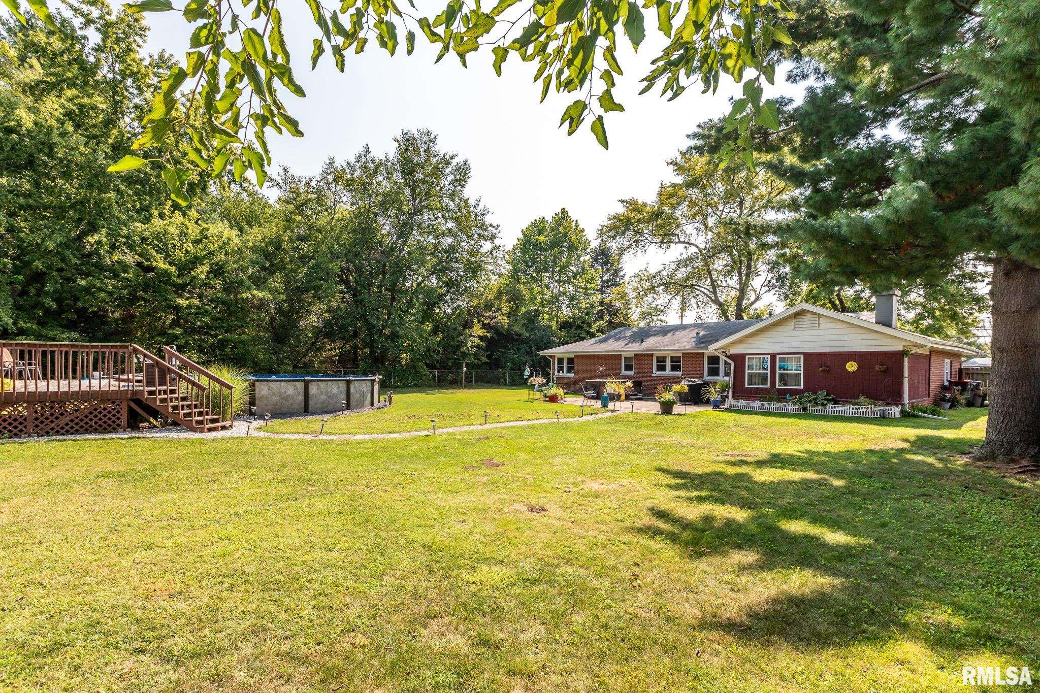 1907 Sheridan Road Pekin, IL 61554 - Photo 29 of 31 Gallery Image 29