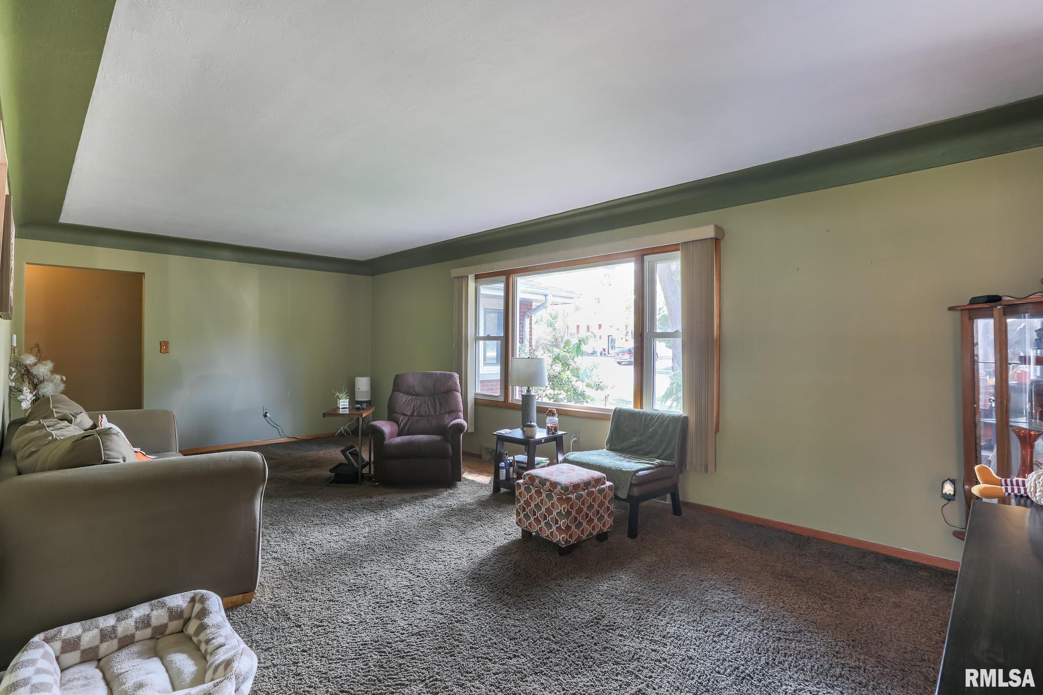 1907 Sheridan Road Pekin, IL 61554 - Photo 3 of 31 Gallery Image 3