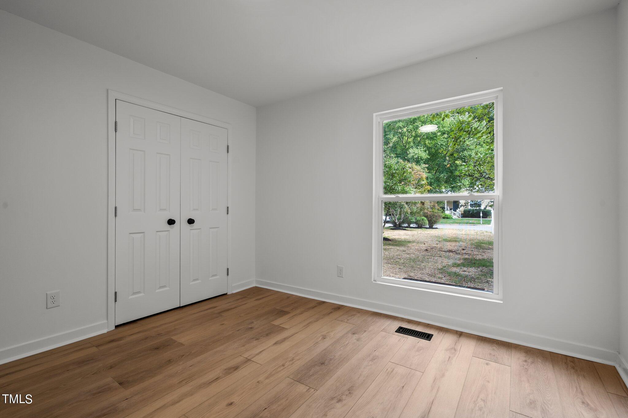 5405 Shadowbrook Drive Raleigh, NC 27612 - Photo 16 of 34 22-web-or-mls-_NFP4328