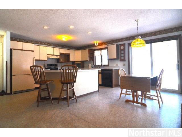 3836 Scheuneman Road Gem Lake, MN 55110 - Photo 5 of 15