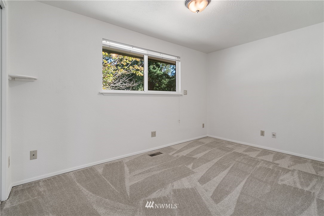 623 Military Road East Tacoma, WA 98445 - Photo 16 of 30