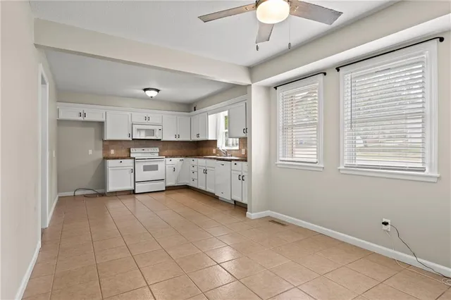 $340,000 | 1124 North Curtis Street, Olathe, KS 66061