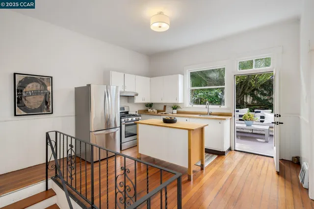 $998,000 | 116 Eugenia Avenue, San Francisco, CA 94110