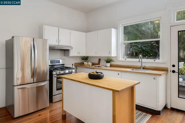 $998,000 | 116 Eugenia Avenue, San Francisco, CA 94110