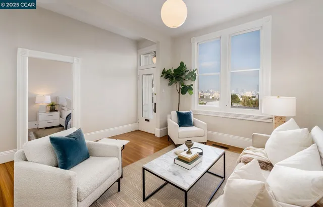 $998,000 | 116 Eugenia Avenue, San Francisco, CA 94110