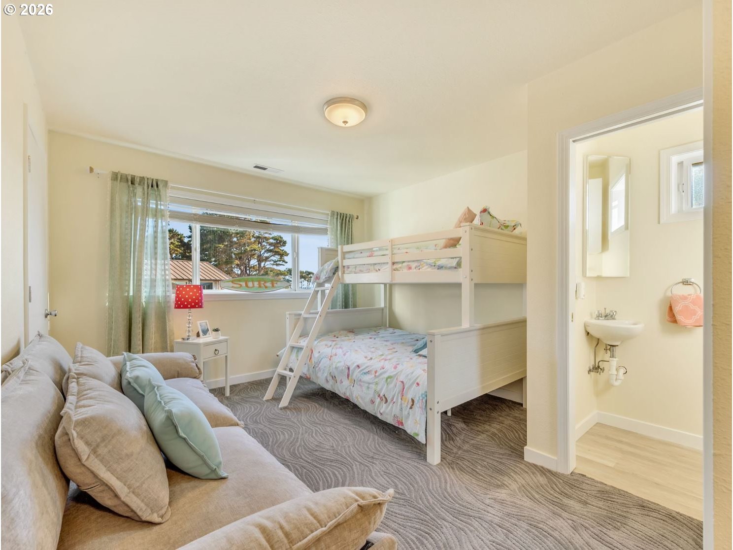 116 West Watts Way Cannon Beach, OR 97110 - Photo 18 of 34