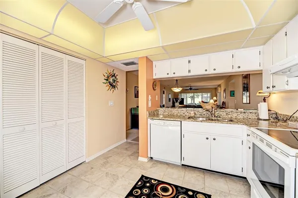 $4,000 | 216 Cerromar Way South, Unit 30, Venice, FL 34293