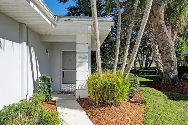 $4,000 | 216 Cerromar Way South, Unit 30, Venice, FL 34293