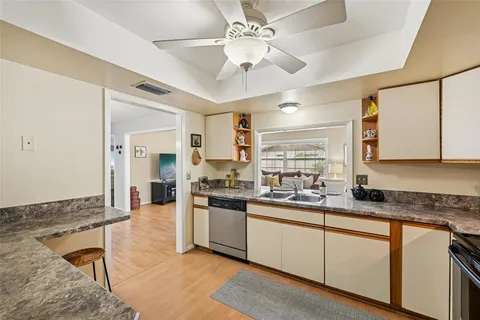 $500,000 | 1908 49th Street West, Bradenton, FL 34209