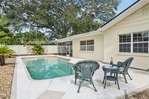 $500,000 | 1908 49th Street West, Bradenton, FL 34209