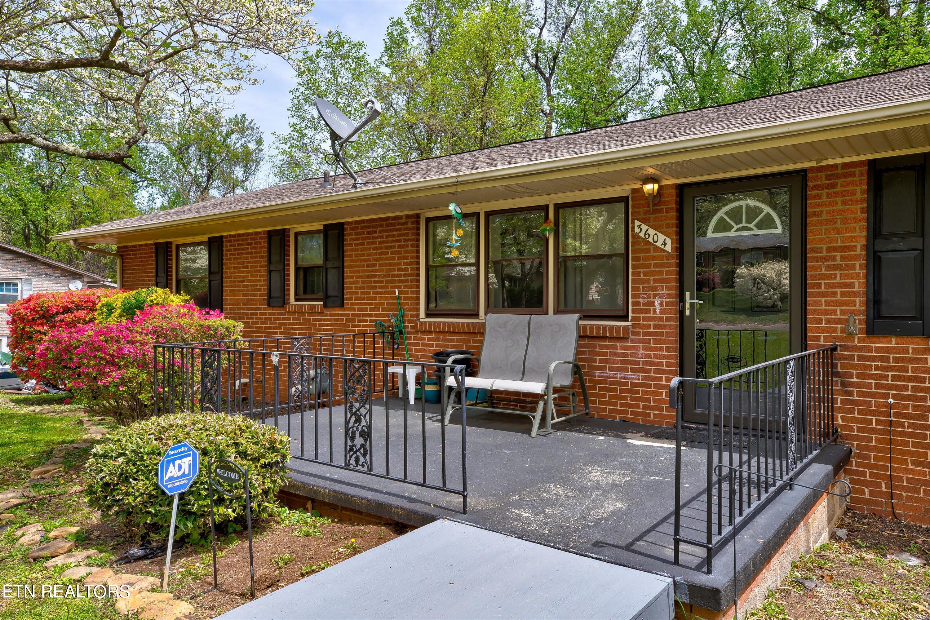 3604 Sprucewood Road Knoxville, TN 37921 - Photo 4 of 40 04-3604 Sprucewood Rd-4