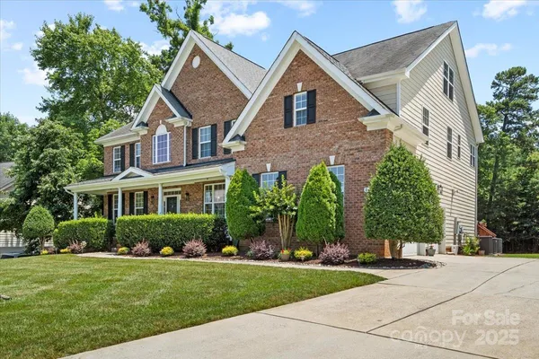 $1,035,000 | 110 Isle Run Drive, Mooresville, NC 28117