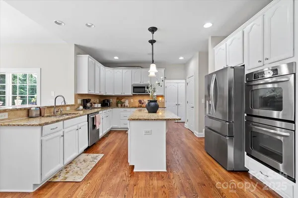 $1,035,000 | 110 Isle Run Drive, Mooresville, NC 28117