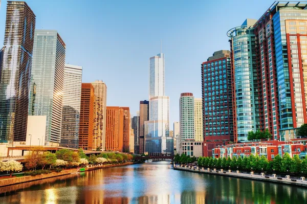 $4,000 | 401 North Wabash Avenue, Unit 32I, Chicago, IL 60611