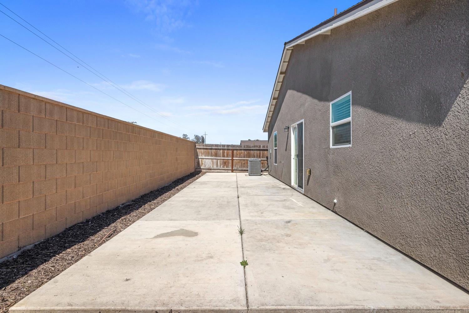 342 Rubicon Court Merced, CA 95341 - Photo 39 of 40 a view of balcony