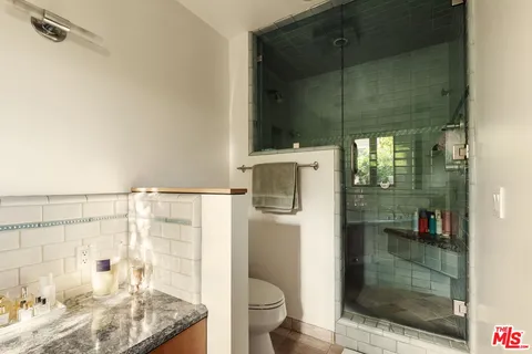 $3,489,000 | 8410 Edwin Drive, Los Angeles, CA 90046