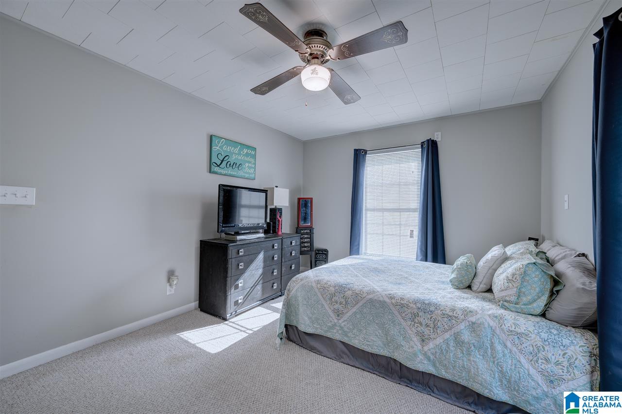 1164 Lamon Chapel Loop Jasper, AL 35503 - Photo 13 of 30