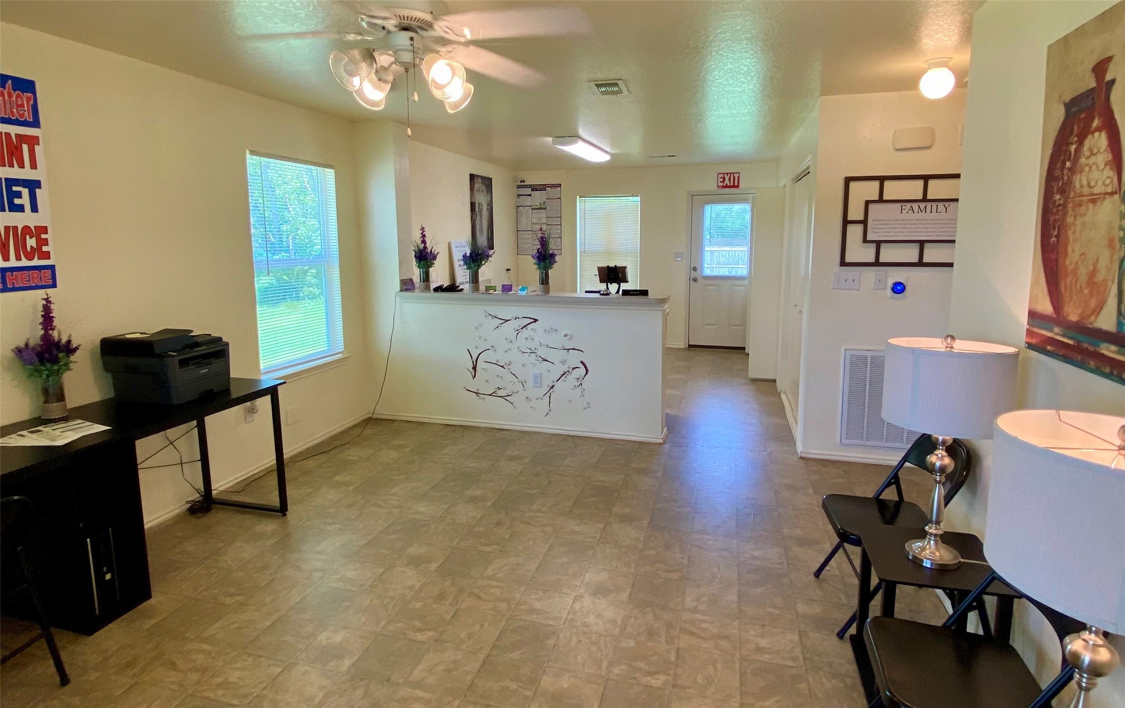 13023 Pleasant Valley Drive Rosharon, TX 77583 - Photo 9 of 21 a living room with furniture and a flat screen tv