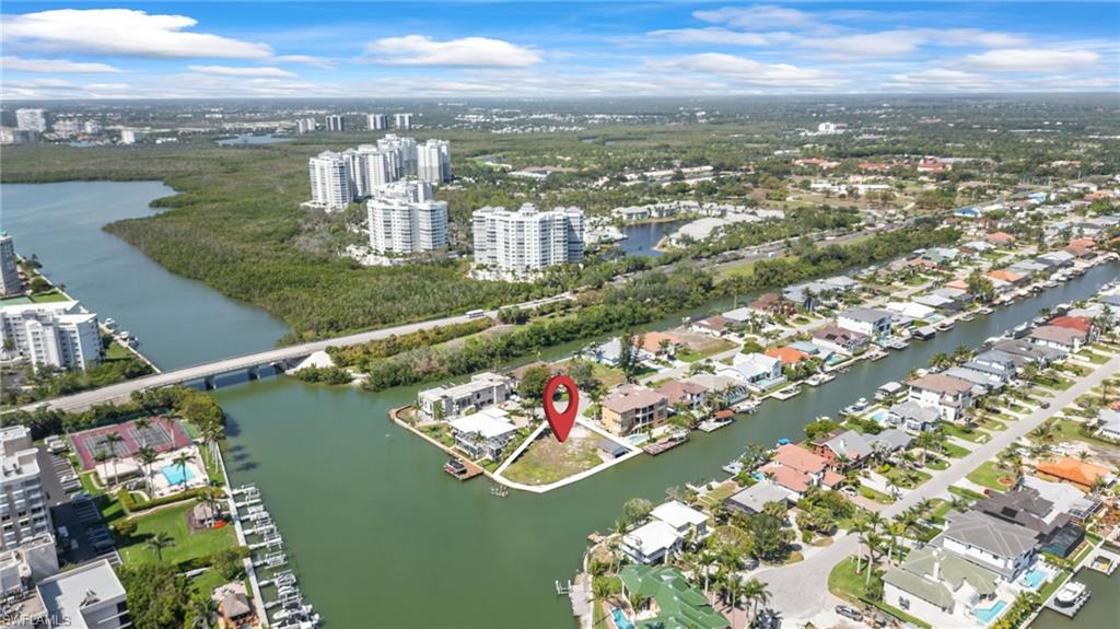 140 Flamingo Avenue Naples, FL 34108 - Photo 10 of 25 a view of a city with ocean
