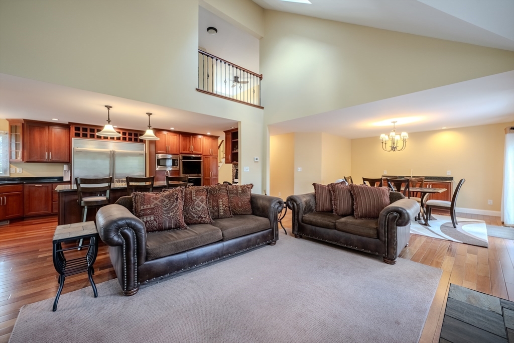 91 Francis Street Worcester, MA 01606 - Photo 12 of 42