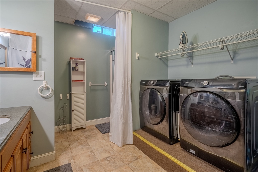 91 Francis Street Worcester, MA 01606 - Photo 27 of 42