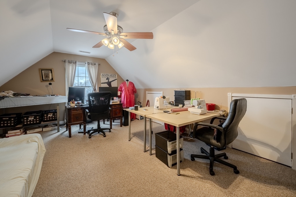 91 Francis Street Worcester, MA 01606 - Photo 32 of 42