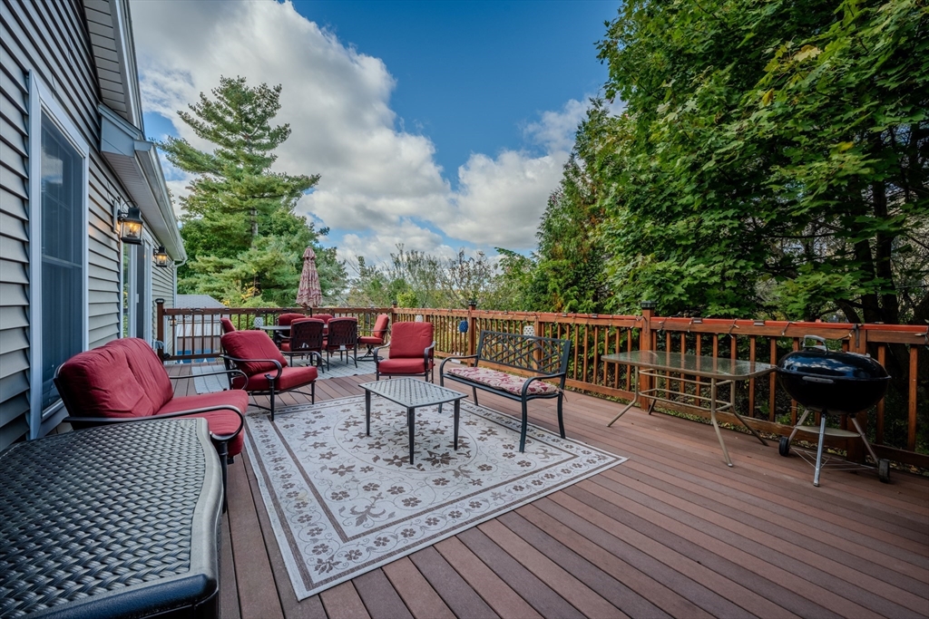 91 Francis Street Worcester, MA 01606 - Photo 34 of 42