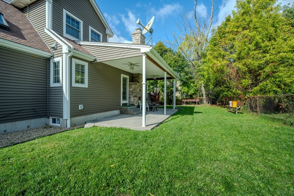 91 Francis Street Worcester, MA 01606 - Photo 37 of 42