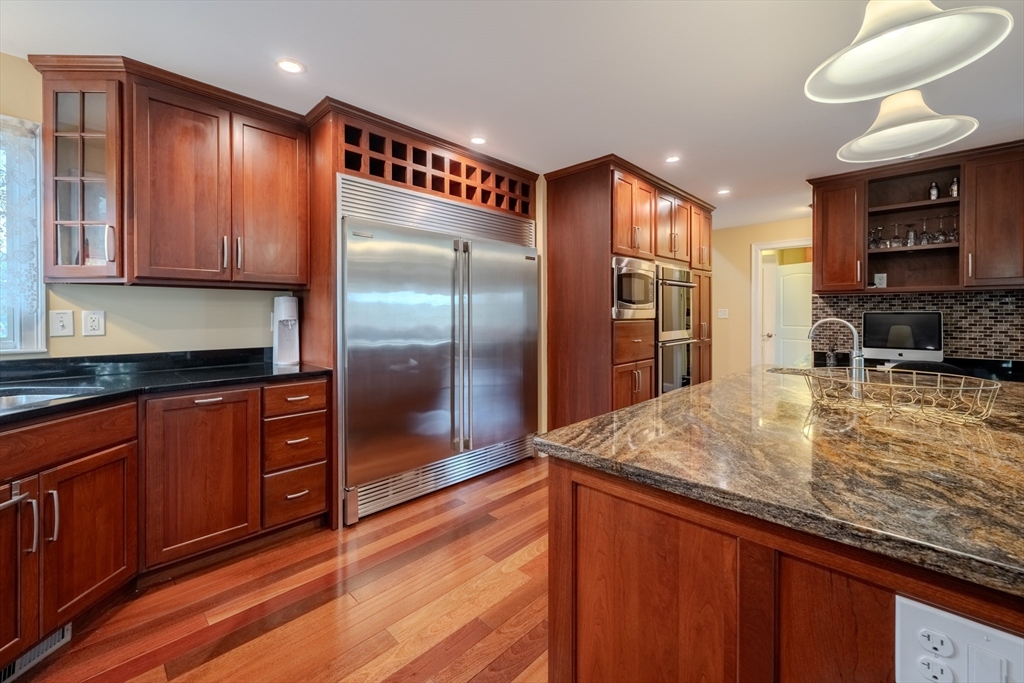 91 Francis Street Worcester, MA 01606 - Photo 7 of 42