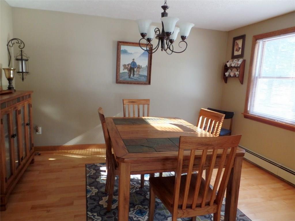 8 Twin Pond Road Topsham, ME 04086 - Photo 13 of 34 Dining room off the kitchen with...