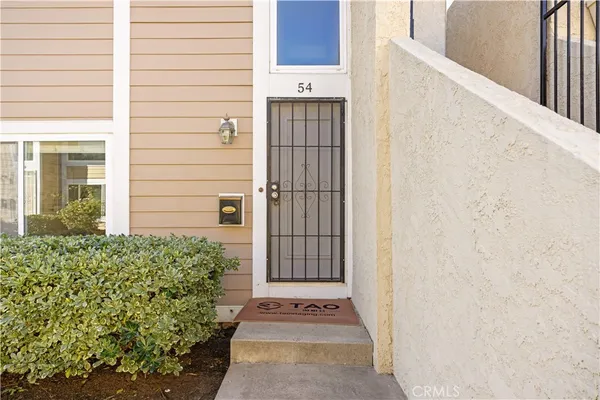 $829,000 | 54 Kazan Street, Unit 27, Irvine, CA 92604