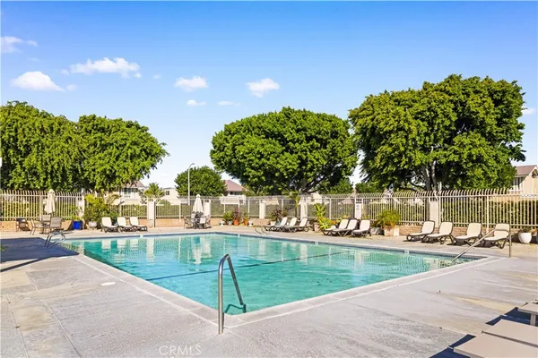 $829,000 | 54 Kazan Street, Unit 27, Irvine, CA 92604