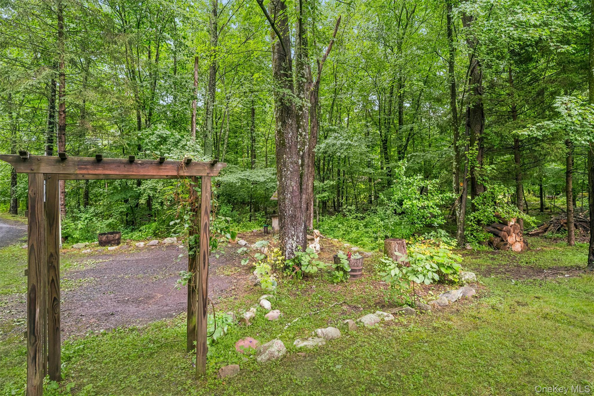 182 Redder Road Pine Bush, NY 12566 - Photo 23 of 27