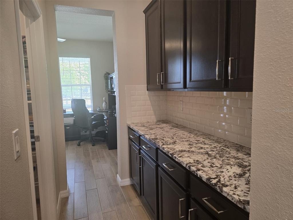 10912 Honor Road Tampa, FL 33625 - Photo 11 of 62