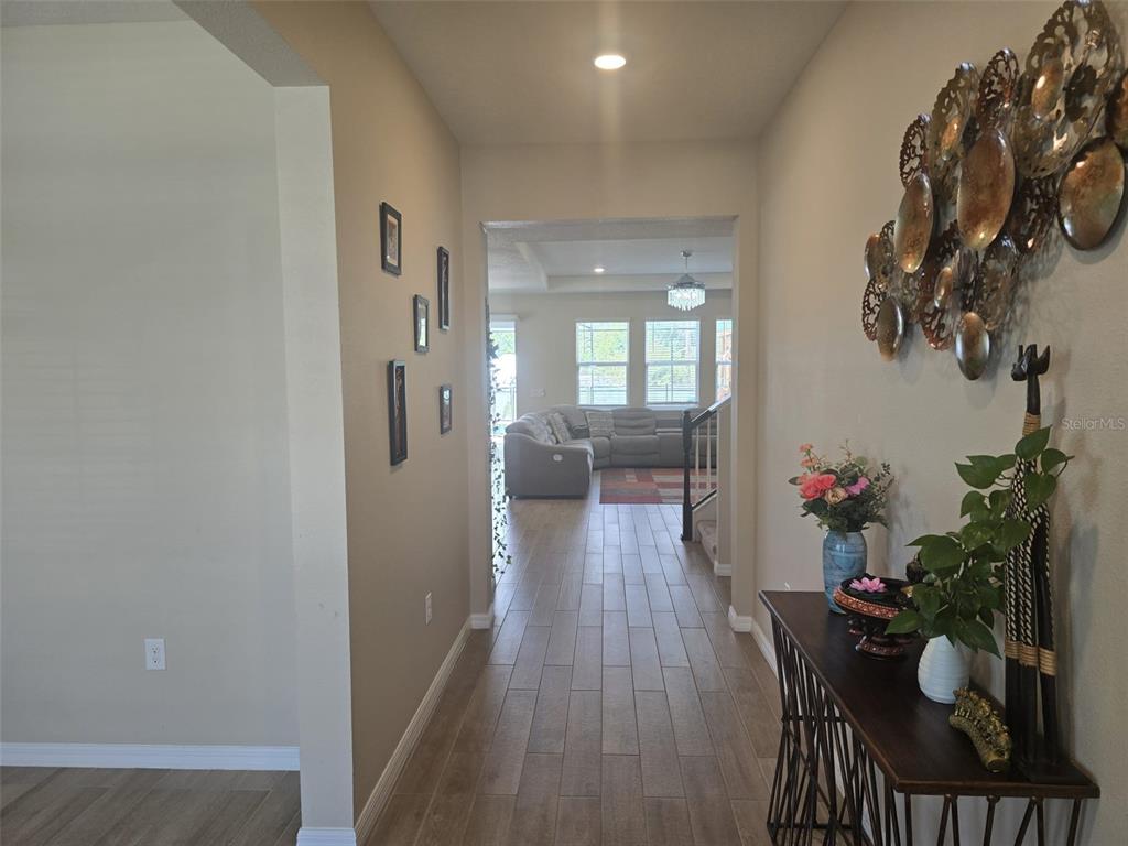 10912 Honor Road Tampa, FL 33625 - Photo 8 of 62