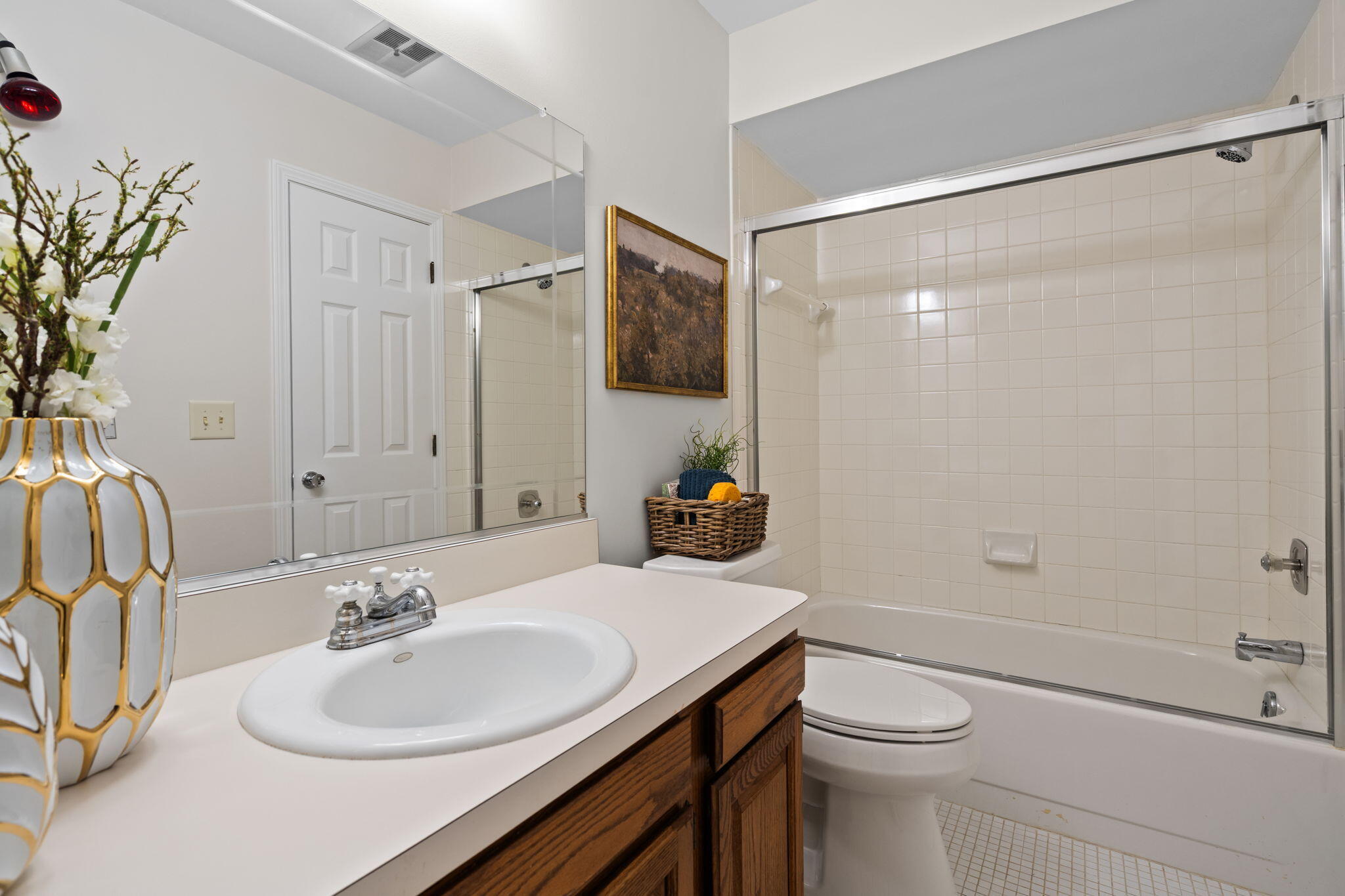 2224 Rivenoak Court Ann Arbor, MI 48103 - Photo 26 of 47 17-web-or-mls-DSC03687