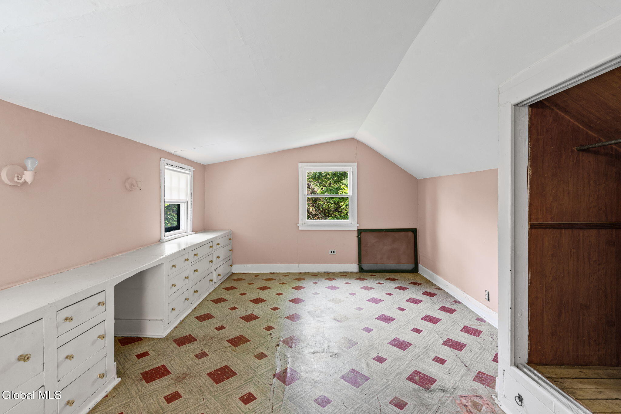 120 Leversee Road Troy, NY 12182 - Photo 15 of 24 4-web-or-mls-120-leversee-rd