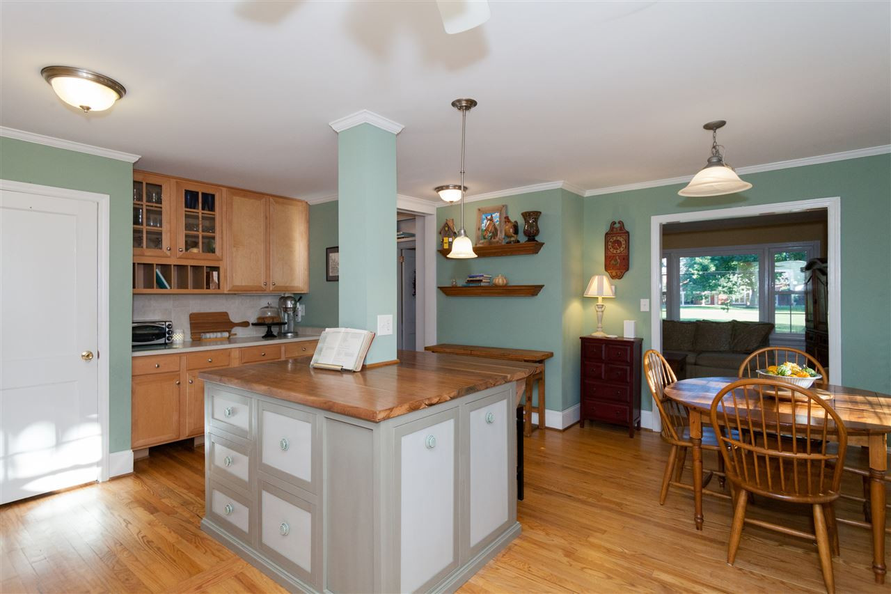 402 East Whitaker Mill Road Raleigh, NC 27608 - Photo 7 of 25 Photo 7